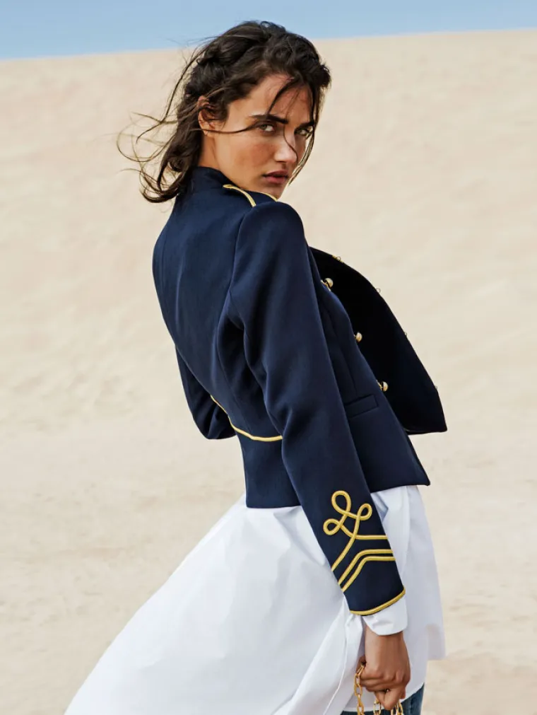 Sve odjevne komade možete naći na Stradivarius web-shopu: https://www.stradivarius.com/hr/