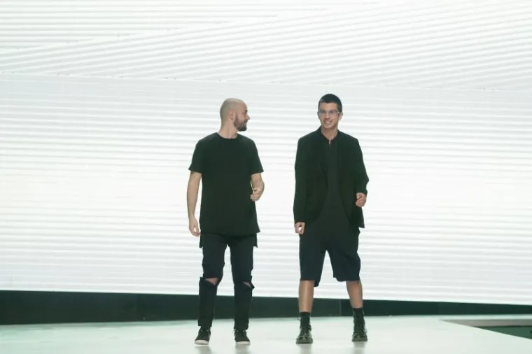 Modni duo KLISAB odu&scaron;evio francuskim chicom drugu večer Fashion.hr-a