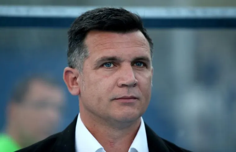 LUDNICA NA TRIBINAMA: Boysi se naklonili prvoj žrtvi domovinskog rata pa napravili bakljadu