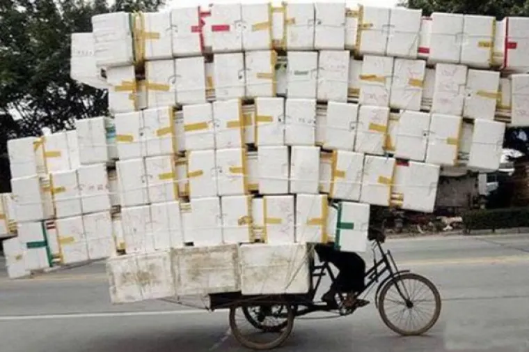 TKO JE NJIMA DAO VOZAČKU?! Opasnost na cesti vreba iza svakog zavoja, te&scaron;ko je povjerovati &scaron;to sve rade za volanom