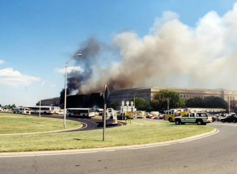 FBI objavio dosad neviđene fotografije napada na Pentagon