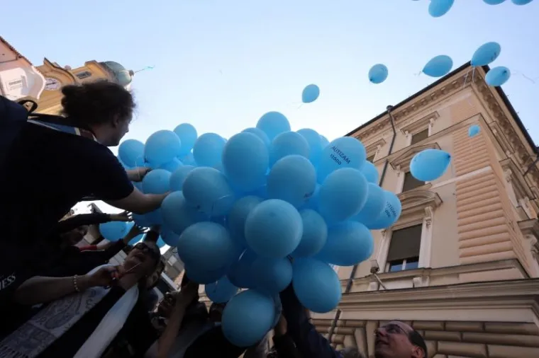 Puštanjem plavih balona u Rijeci obilježen Svjetski dan svjesnosti o autizmu