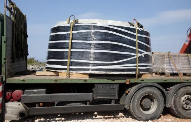 TRI &Scaron;LEPERA DOVEZLA GOSPU: Počela montaža kipa visokog 17 metara