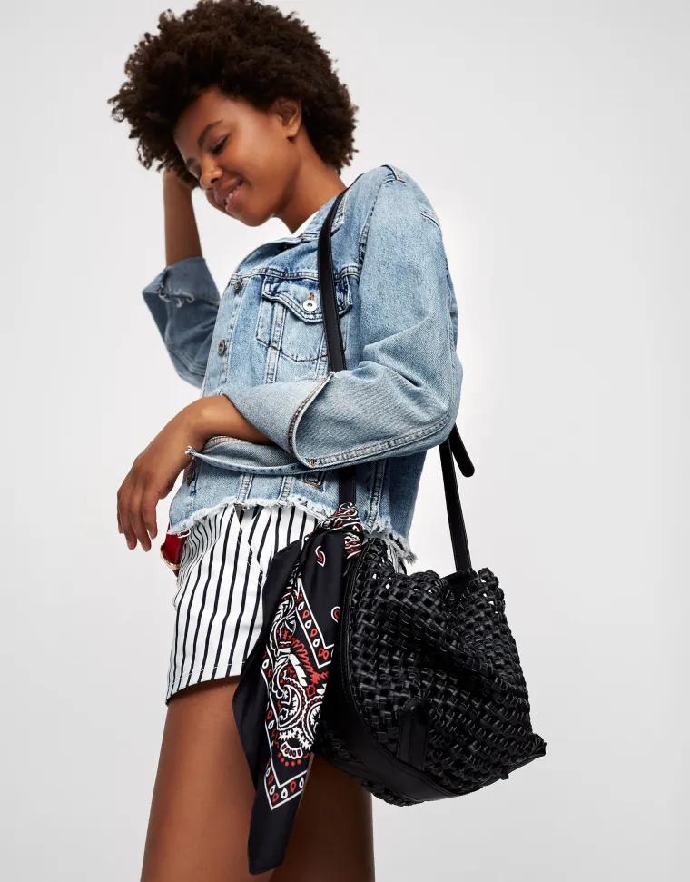 Pull&amp;Bear, 299,90 kuna