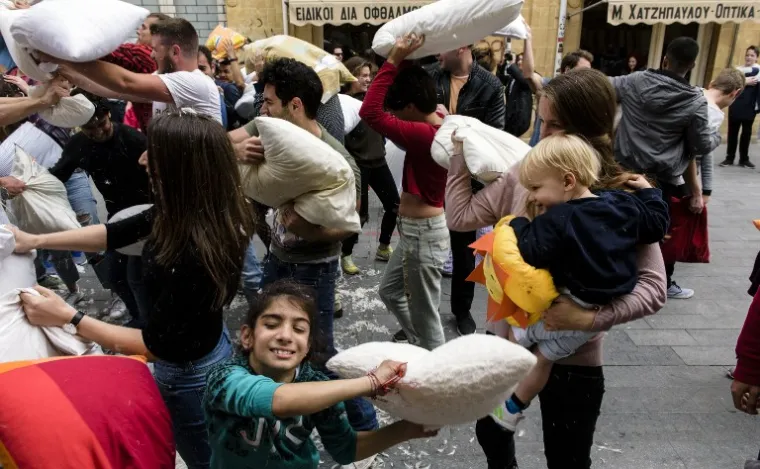 SVJETSKI DAN - ČEGA?! Ako ugledate ovakav prizor na ulici, ne brinite se. Postoji obja&scaron;njenje