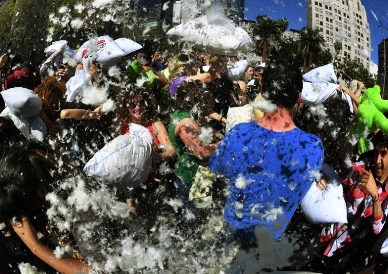 SVJETSKI DAN - ČEGA?! Ako ugledate ovakav prizor na ulici, ne brinite se. Postoji obja&scaron;njenje