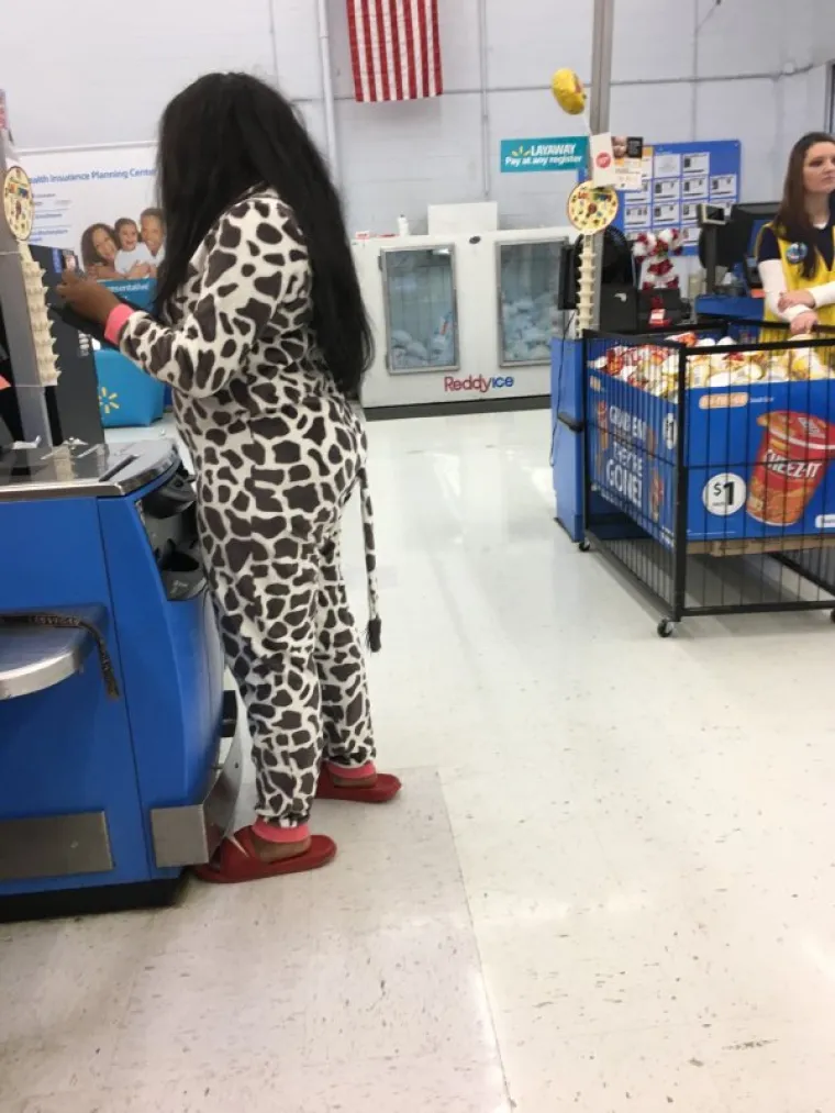 MODNI IZRIČAJ ILI POREMEĆAJ? Stvarno je bizarno u čemu sve ljudi odluče izaći iz kuće, tko im je dao takve ideje?!