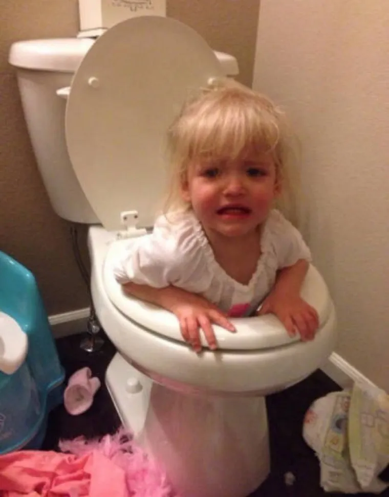 DJECA SU PRAVI BLAGOSLOV, POGOTOVO AKO SU TUĐA: Urnebesno ih je gledati kako rade nered, sve dok nisu va&scaron;a