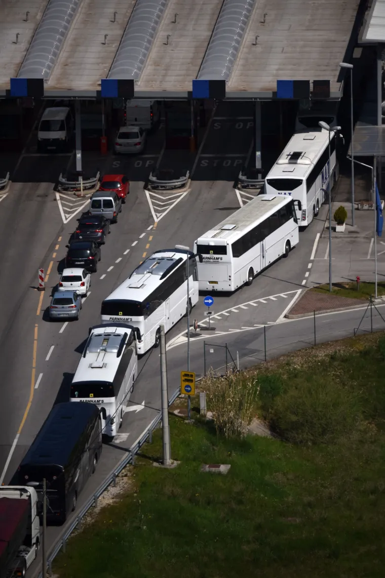 Velike gužve na graničnom prijelazu Ka&scaron;tel