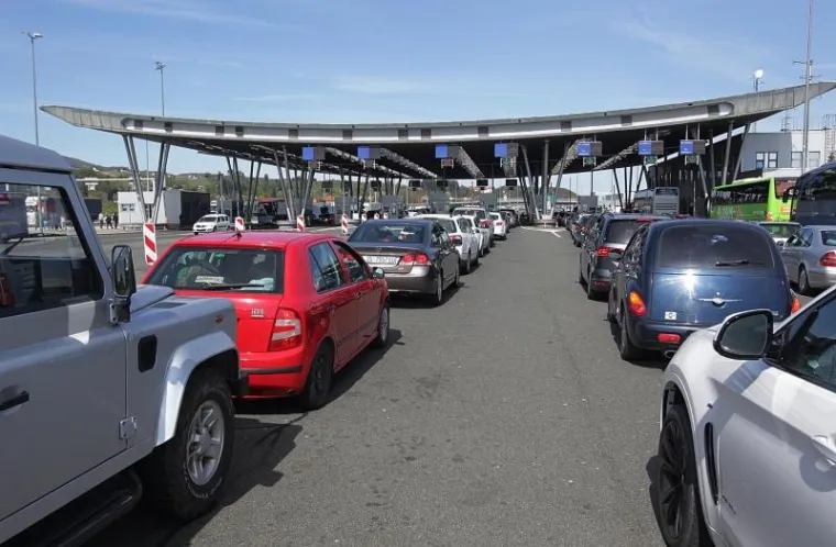 Bregana: poo&scaron;trenje kontrola izazvalo je gužvu na hrvatsko-slovenskoj granici