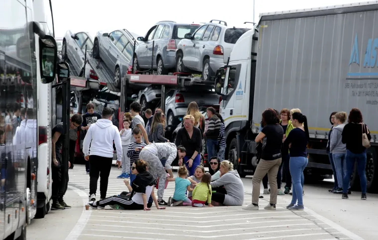 Bregana: Velika prometna gužva na hrvatsko-slovenskoj granici