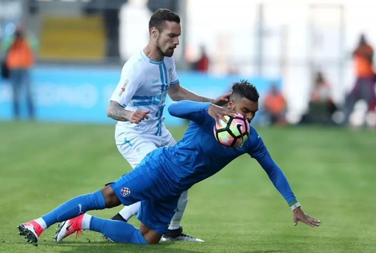 DERBI U SLIKAMA: Rijekini i Dinamovi igrači se ne &scaron;tede u utakmici koja bi mogla odlučiti o prvaku