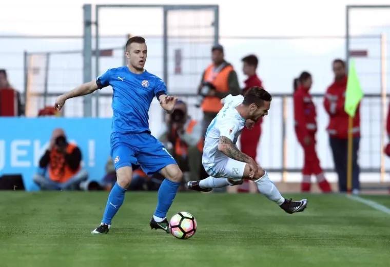 DERBI U SLIKAMA: Rijekini i Dinamovi igrači se ne &scaron;tede u utakmici koja bi mogla odlučiti o prvaku