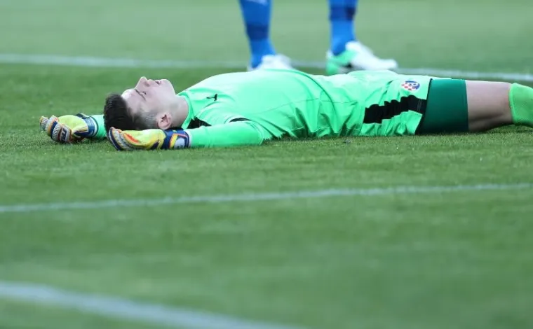 DERBI U SLIKAMA: Rijekini i Dinamovi igrači se ne &scaron;tede u utakmici koja bi mogla odlučiti o prvaku