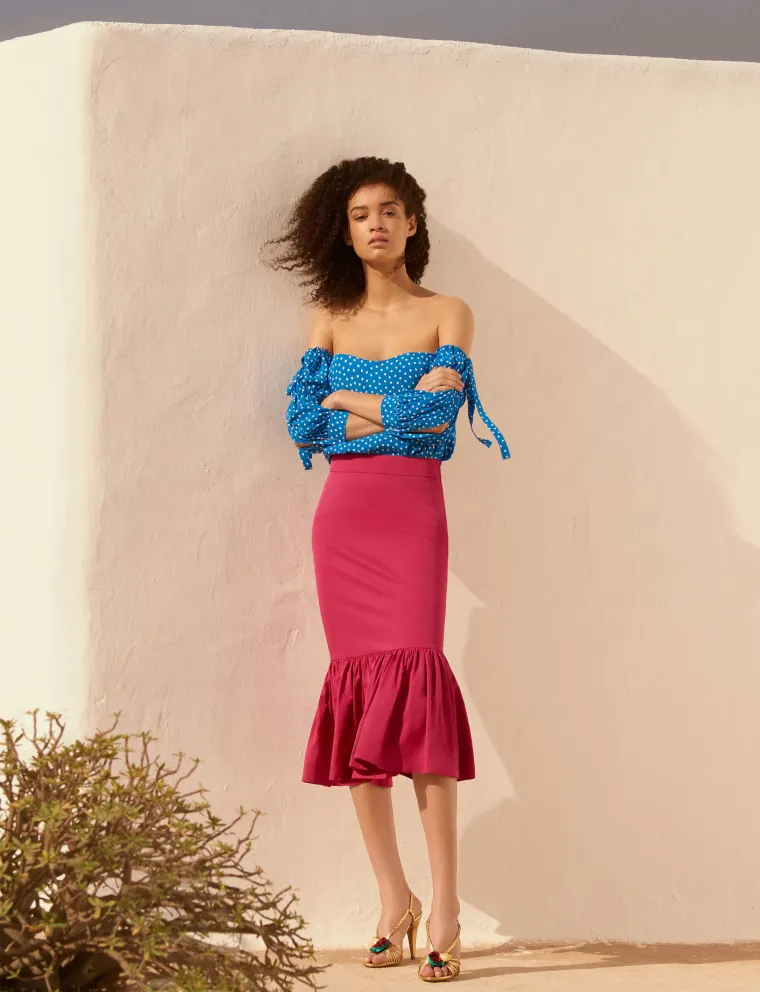 Top - 299,90 kuna, midi suknja - 229,90 kuna