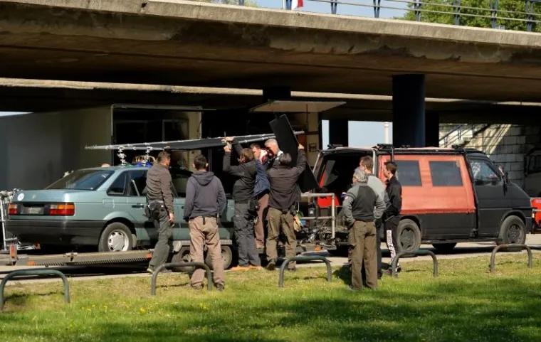 TENKOVI NA ZAGREBAČKIM ULICAMA: Snimanje 'Generala' stiglo u glavni grad, Višnjić i Vrdoljak iskoristili sunčan dan