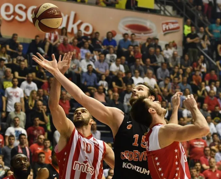 POTOP U BEOGRADU: Cedevita vodila 15 razlike, a onda je uslijedio Zvedin uragan