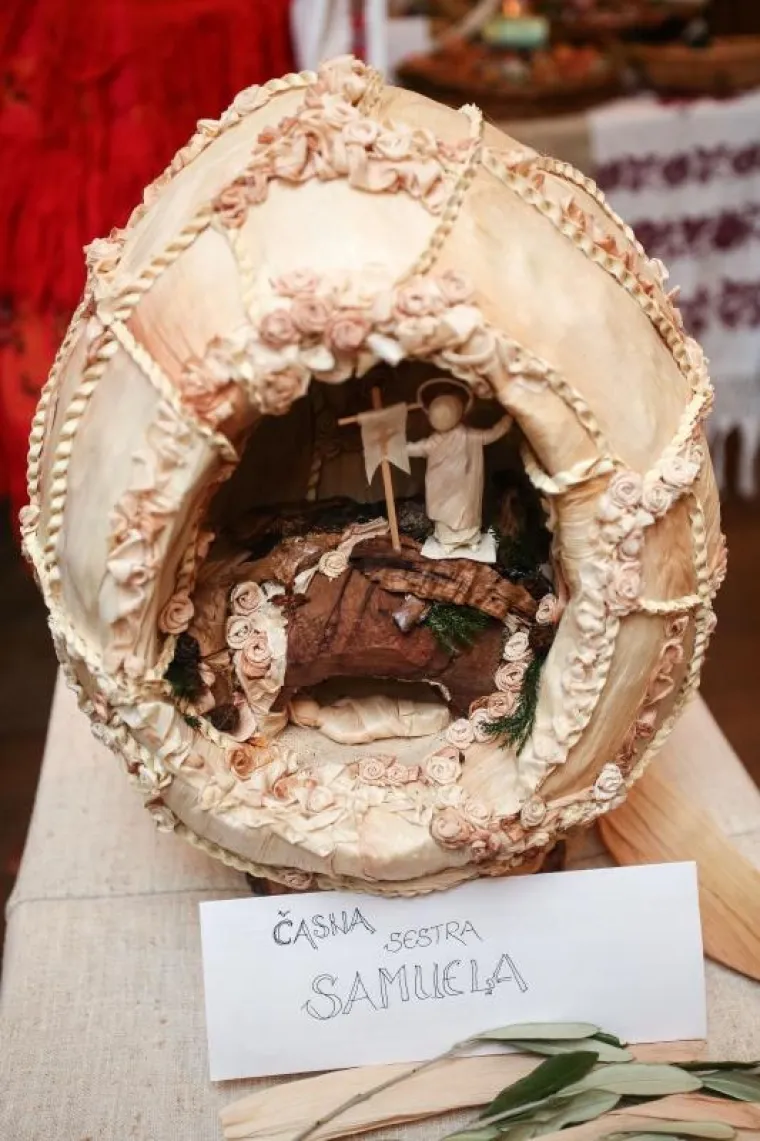 NACIONALNE MANJINE I KUD-ovi GRADA ZAGREBA: Otvorena izložba uskrsnih pisanica i običaja