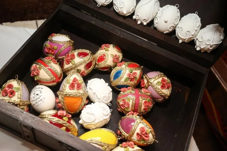 NACIONALNE MANJINE I KUD-ovi GRADA ZAGREBA: Otvorena izložba uskrsnih pisanica i običaja