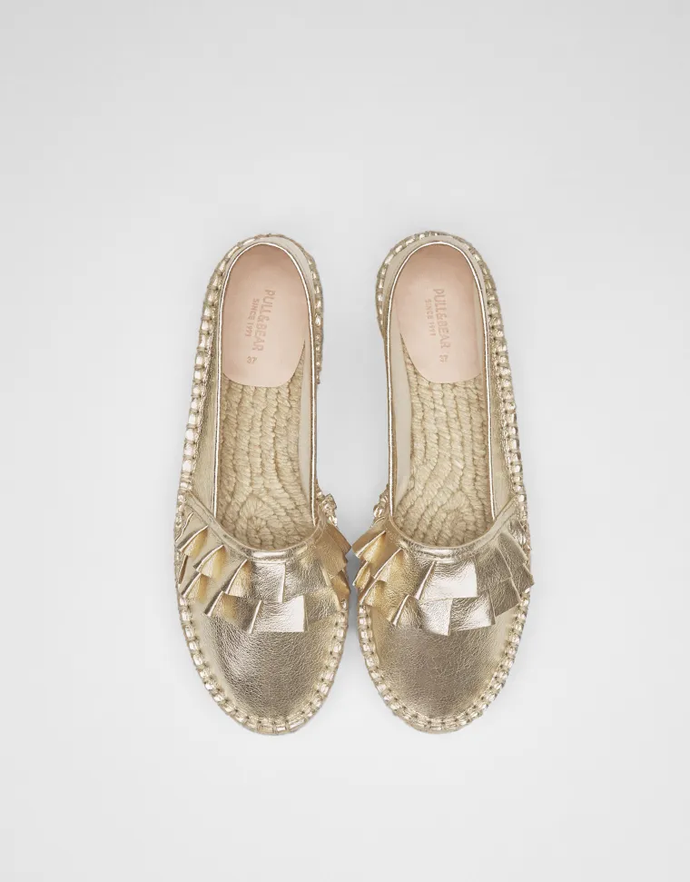 Pull&amp;Bear, 299,90 kuna