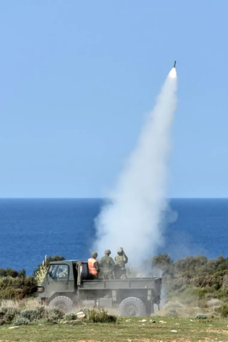 Grabar Kitarović i Pahor na vojnoj vježbi