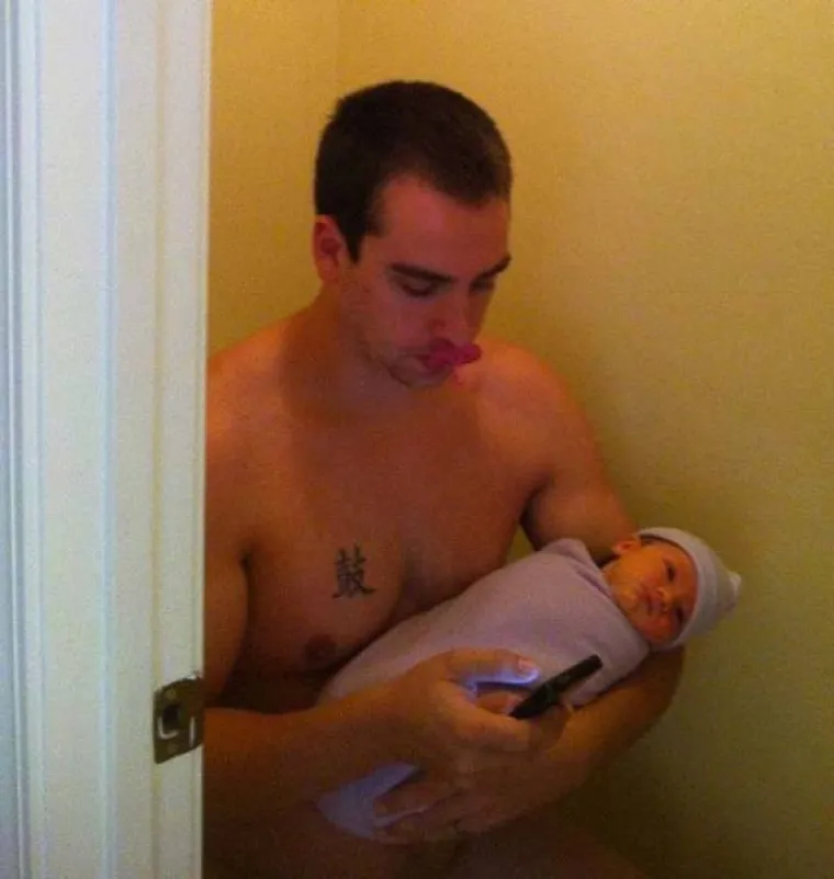 MOBITELI SU UNI&Scaron;TILI DRU&Scaron;TVO? Evo &scaron;to se dogodi kad ba&scaron; svatko ima neograničen pristup mobitelu