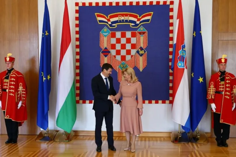 Ceremonija svečanog dočeka mađarskog predsjednika Adera u Uredu predsjednice RH