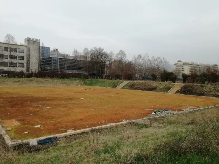 SVETICE SU DANAS OBIČNA RUINA: Nitko ne zna što će biti s najavljenim modernim centrom