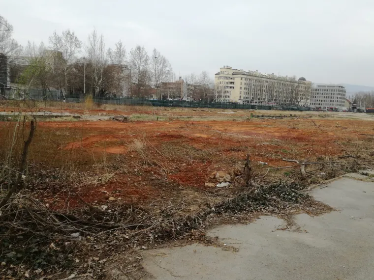 SVETICE SU DANAS OBIČNA RUINA: Nitko ne zna što će biti s najavljenim modernim centrom