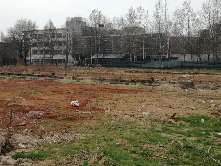 SVETICE SU DANAS OBIČNA RUINA: Nitko ne zna što će biti s najavljenim modernim centrom