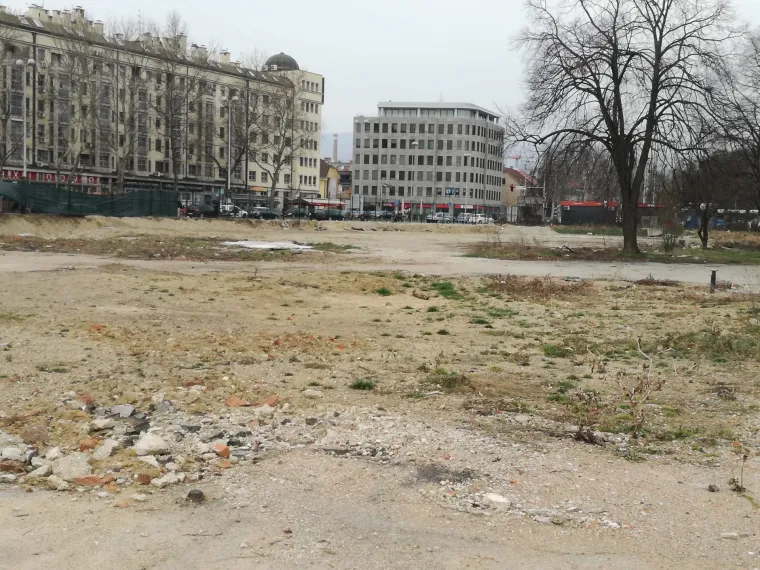 SVETICE SU DANAS OBIČNA RUINA: Nitko ne zna što će biti s najavljenim modernim centrom