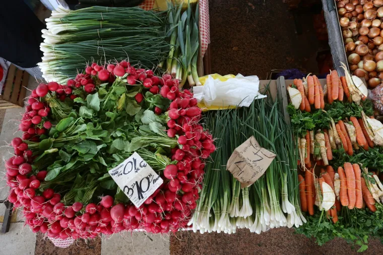Ponuda na tržnici Utrine