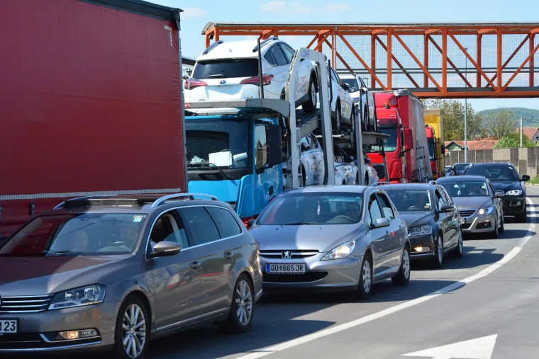 Gužva na granici kod Slavonskog Broda