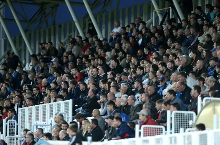 ZNA SE TKO JE POBIJEDIO : Evo kako je izgledao 'bratski' okr&scaron;aj Lokomotive i Dinama