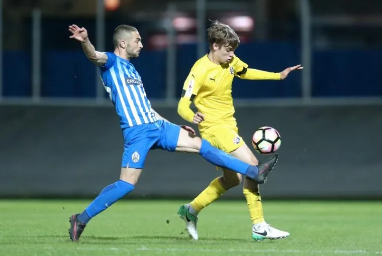 ZNA SE TKO JE POBIJEDIO : Evo kako je izgledao 'bratski' okr&scaron;aj Lokomotive i Dinama