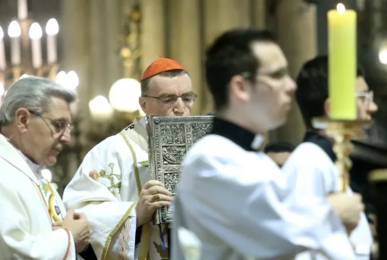 KARDINAL BOZANIĆ PREDVODIO USKRSNU MISU: 'Festival zluradosti traje i danas, kao i u Isusovo vrijeme'