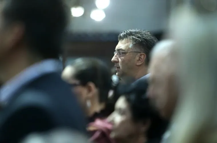 KARDINAL BOZANIĆ PREDVODIO USKRSNU MISU: 'Festival zluradosti traje i danas, kao i u Isusovo vrijeme'