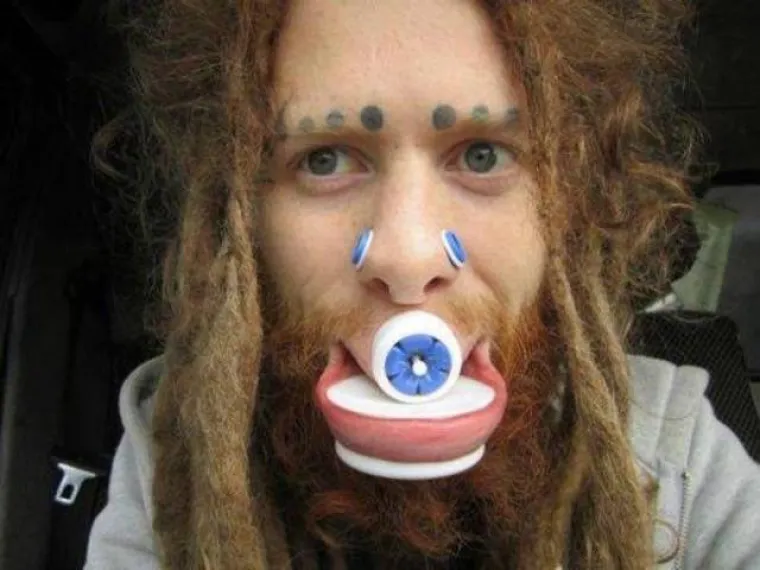 JESU LI SE UKRASILI ILI UNAKAZILI? Modificirali svoje tijelo do neprepoznatljivosti, mislite li da im dobro stoji?