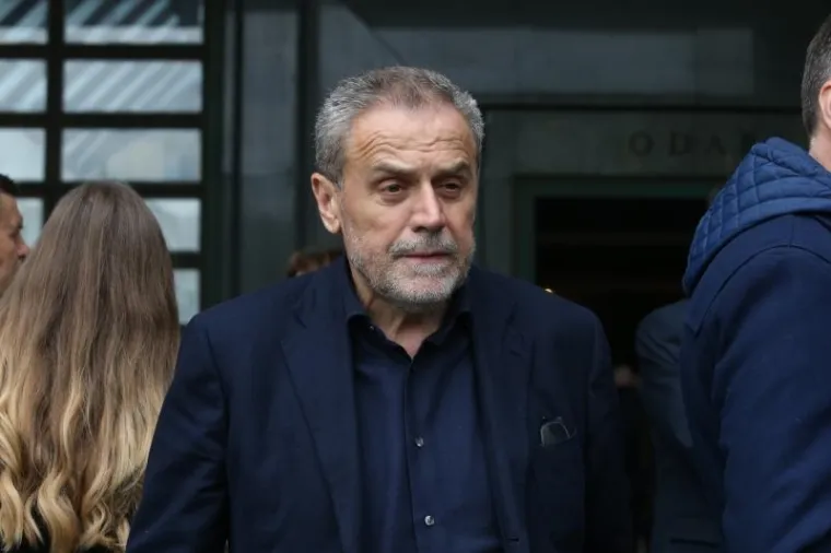 SPORTSKA HRVATSKA SE OPROSTILA OD TOMISLAVA ŽIDAKA: Niz poznatih lica na pokopu slavnog novinara