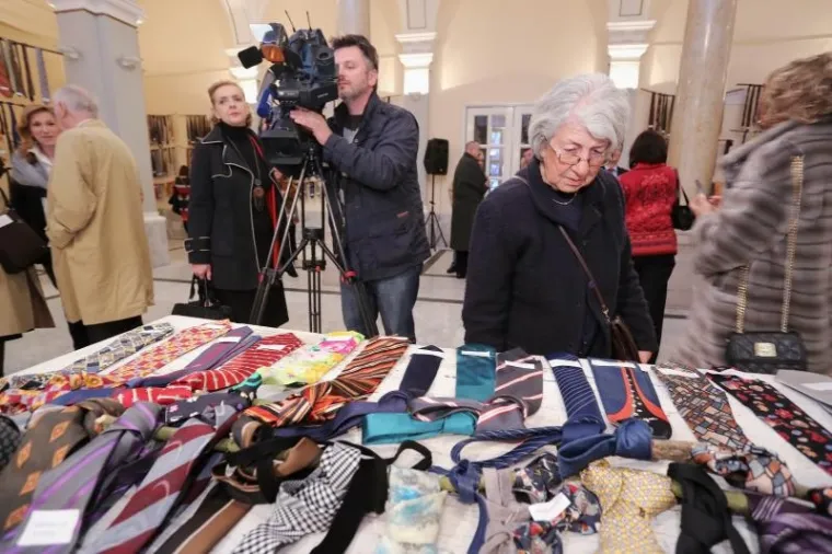 U Mimari izložba '950 kravata za 950 godina grada Šibenika'