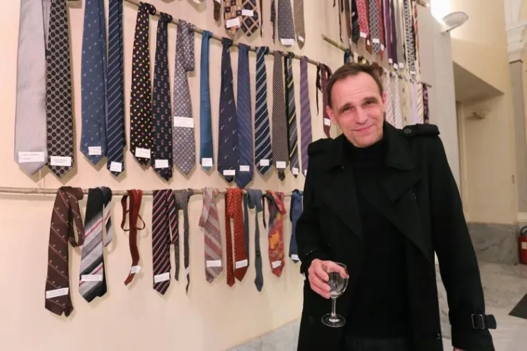 U Mimari izložba '950 kravata za 950 godina grada Šibenika'