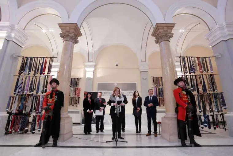 U Mimari izložba '950 kravata za 950 godina grada Šibenika'