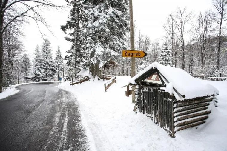 Snijeg ovio Medvednicu i napravio prekrasnu sliku