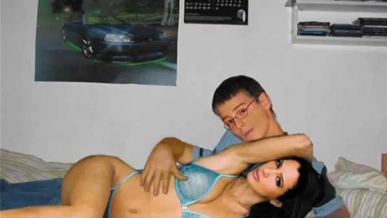 Kim Kardashian nije ustvari s njim u sobi, ne mislite li i vi isto?