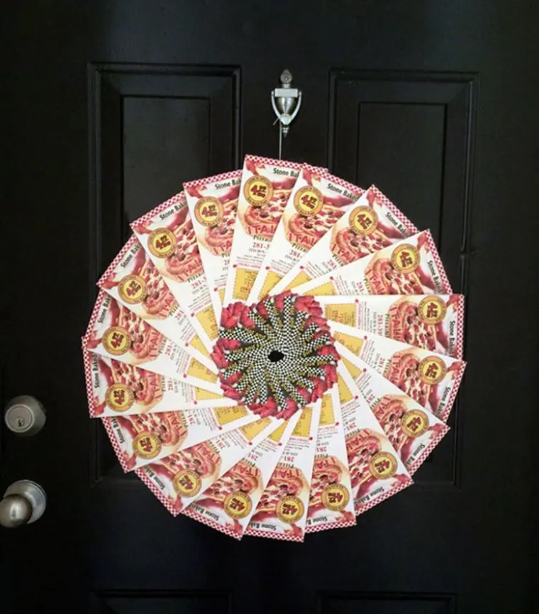 Dosta joj je letaka od pizzerije