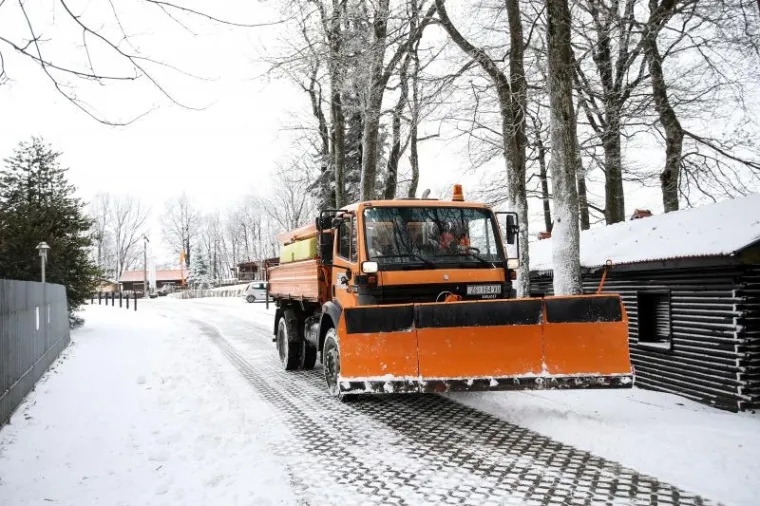 NA MEDVEDNICI JE PRAVA ZIMSKA BAJKA, A SREDINA JE TRAVNJA: Ove fotografije izgledaju gotovo nestvarno