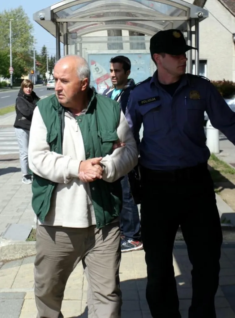 Privođenje osumnjičenog za ubojstvo Ante &Scaron;kembera