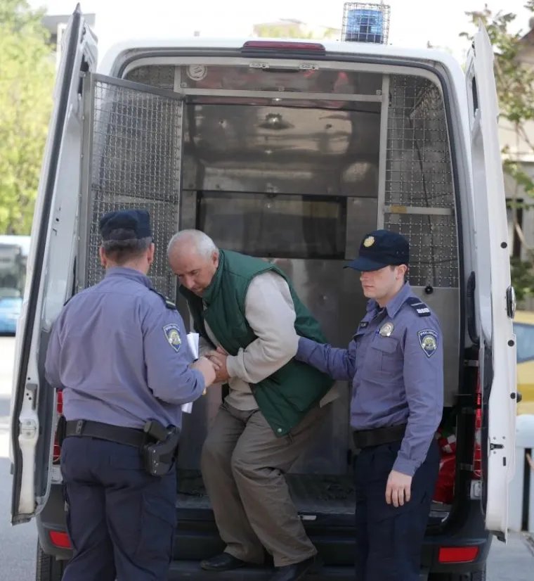 Privođenje osumnjičenog za ubojstvo Ante &Scaron;kembera