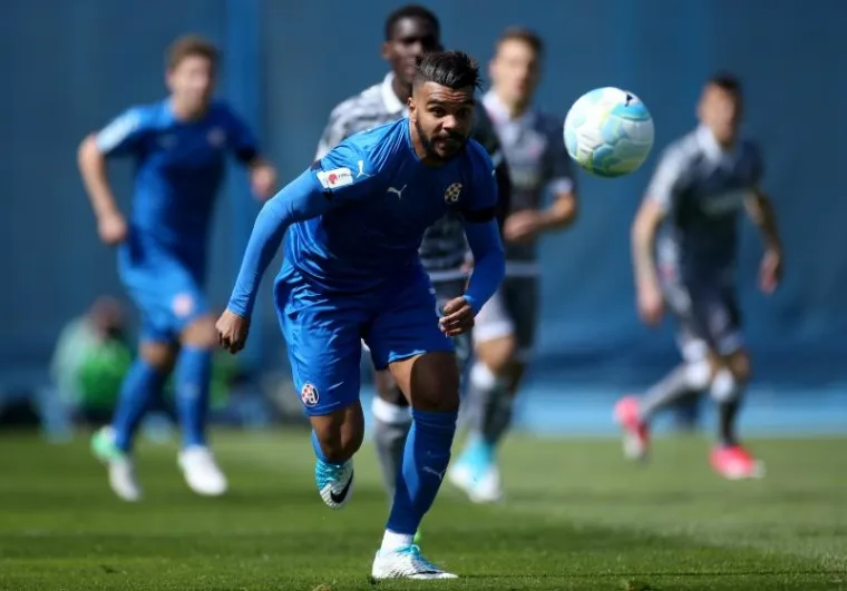 NAJVEĆA UTAKMICA HRVATSKOG NOGOMETA: Osjetite da&scaron;ak atmosfere s maksimirskog derbija