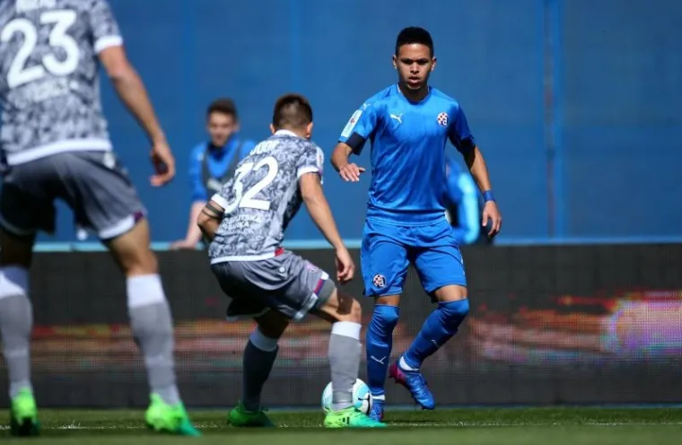 NAJVEĆA UTAKMICA HRVATSKOG NOGOMETA: Osjetite da&scaron;ak atmosfere s maksimirskog derbija